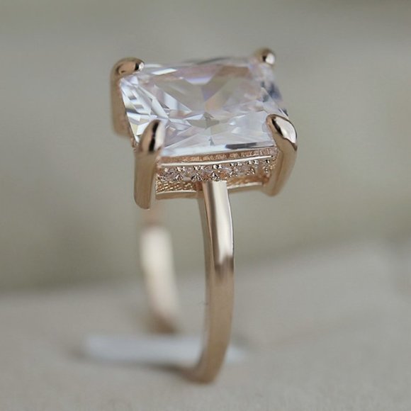 "Super Design Radiant Cut Clear Gemstone Gold Dainty Ring for Women, VIP389 - Picture 1 of 5